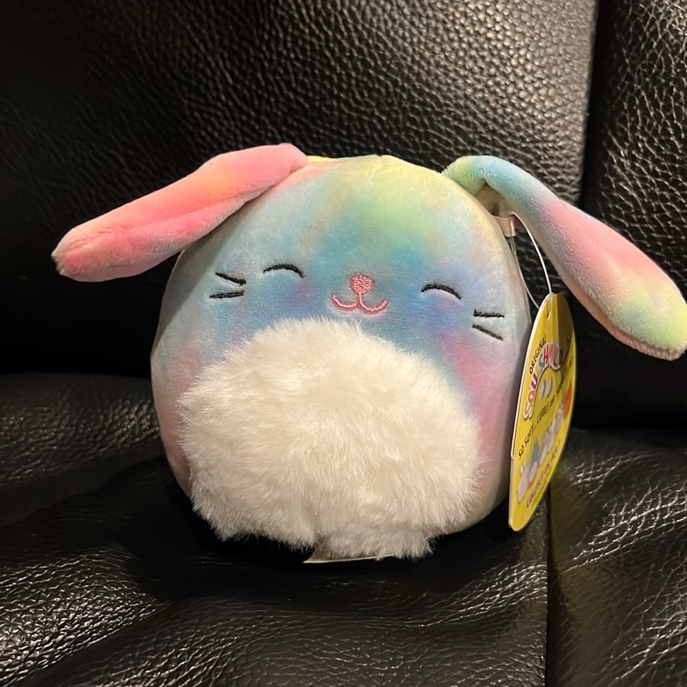NWT 2020 Easter Candy bunny Squishmallow
